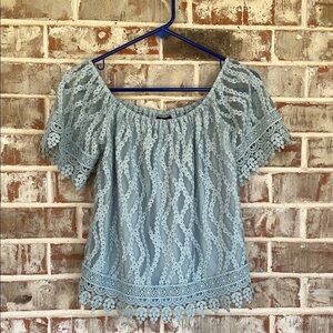 Day trip Sage Green Elegant Lace‎ Off-Shoulder Top